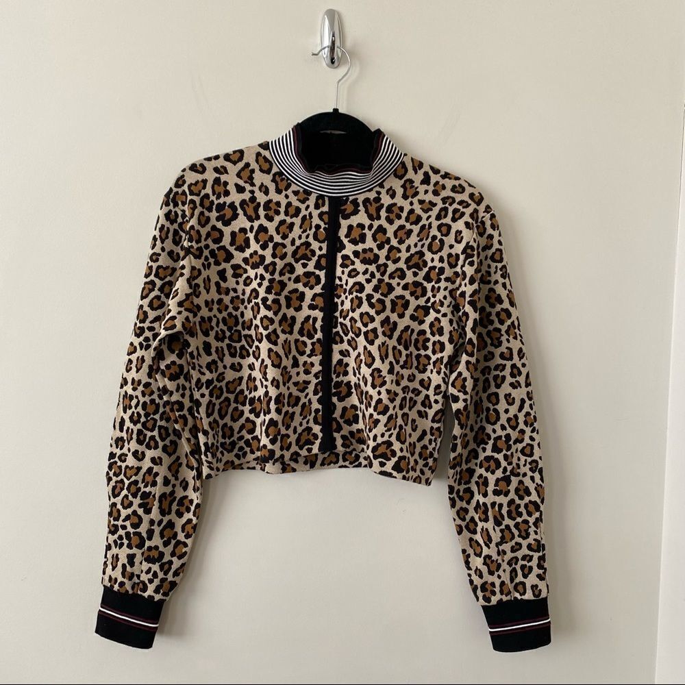 Pinko-Jacquard Oversized Leopard Print Crop Long Sleeve Top